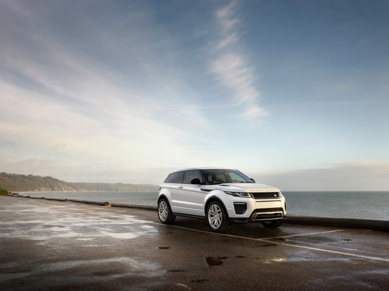 2018 Land Rover Discovery Sport Ve Range Rover Evoque resim galerisi