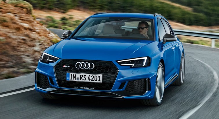 Audi RS4 Avant resim galerisi (03.11.2017)