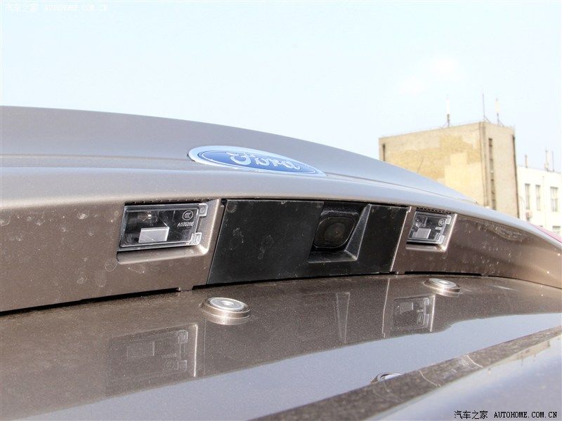 YEN (2014) FORD MONDEO N'DE SATITA RESM GALERS