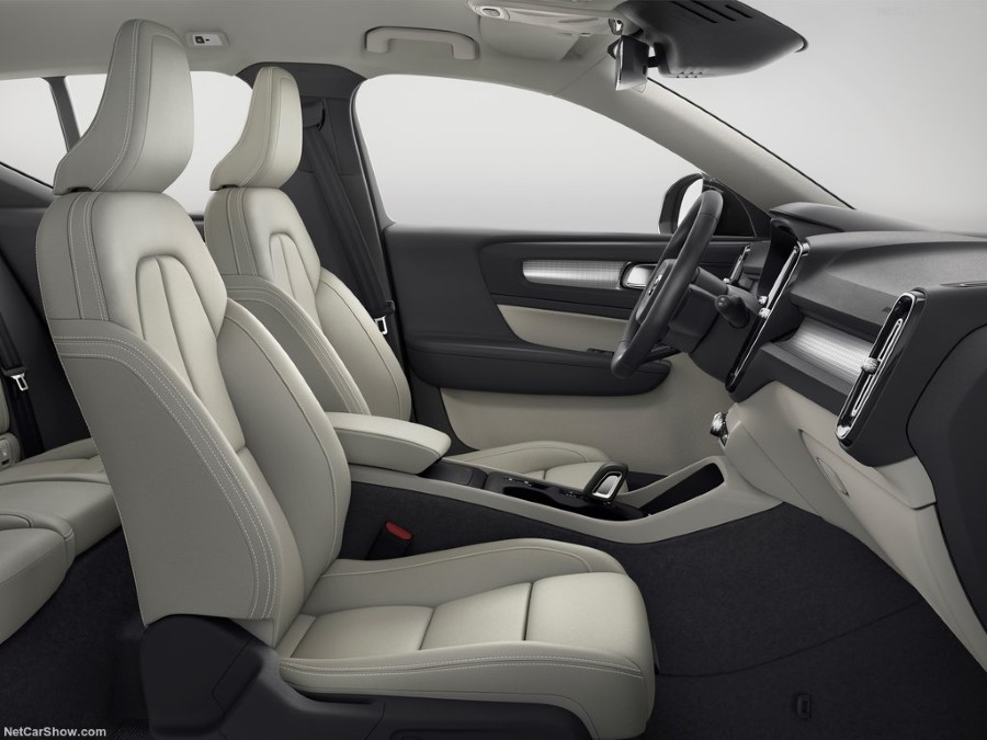 2018 Volvo XC40 resim galerisi (27.11.2017)