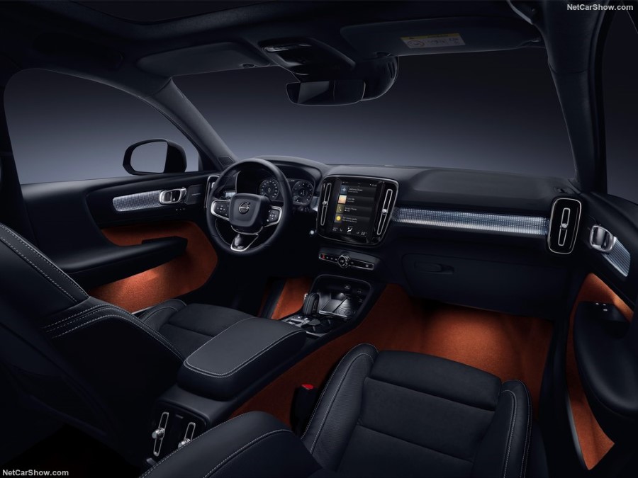 2018 Volvo XC40 resim galerisi (27.11.2017)