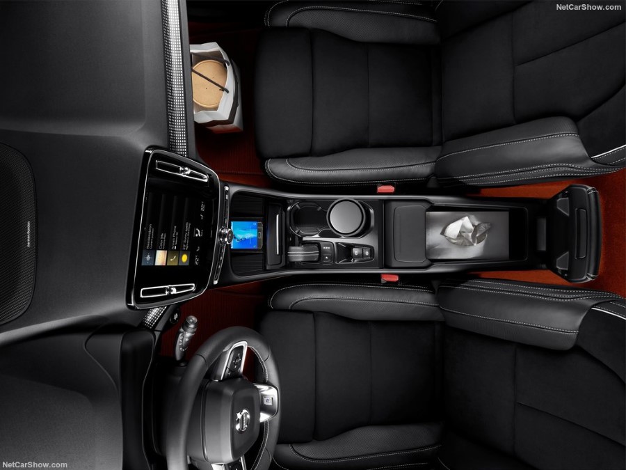 2018 Volvo XC40 resim galerisi (27.11.2017)