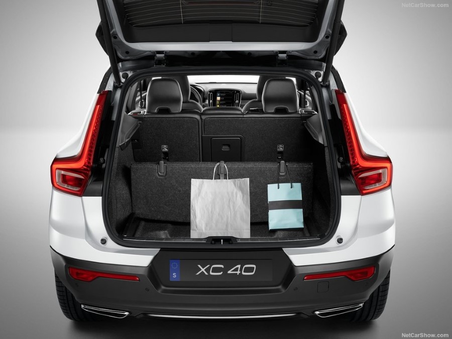 2018 Volvo XC40 resim galerisi (27.11.2017)
