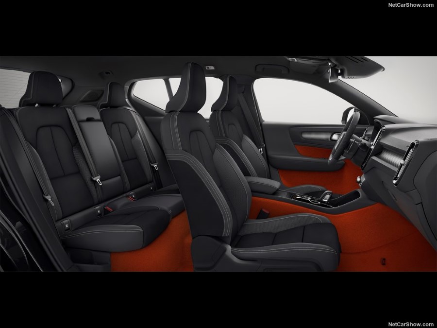 2018 Volvo XC40 resim galerisi (27.11.2017)