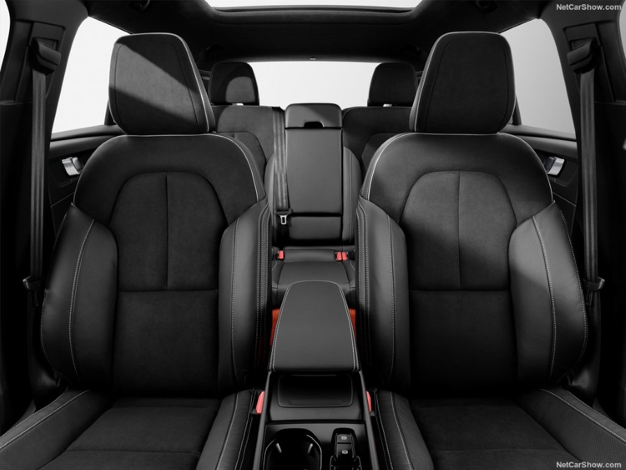 2018 Volvo XC40 resim galerisi (27.11.2017)