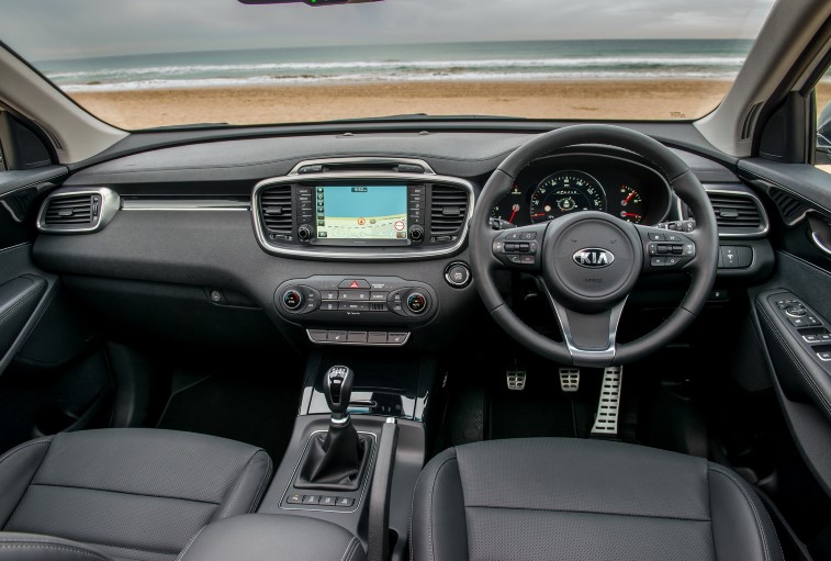 2018 Kia Sorento resim galerisi (03.01.2018)