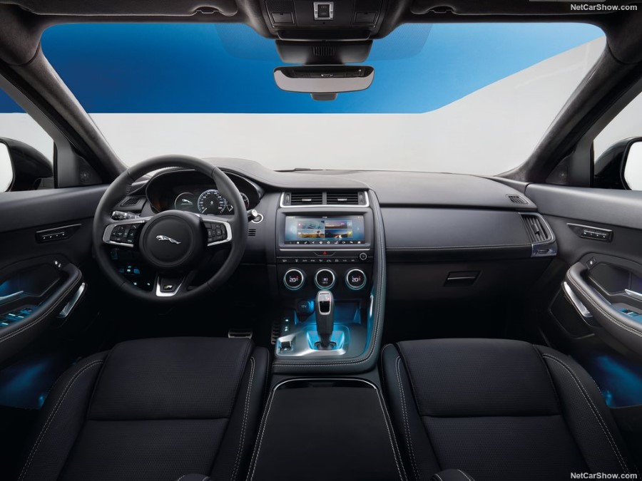 2018 Jaguar E-Pace resim galerisi (27.11.2017)