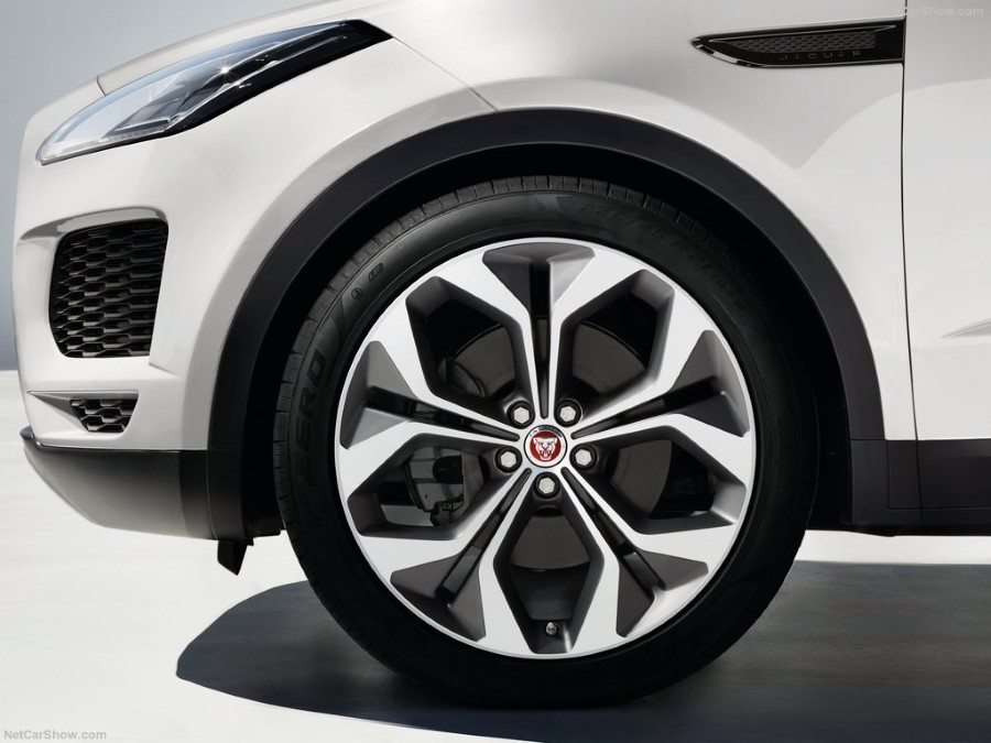 2018 Jaguar E-Pace resim galerisi (27.11.2017)