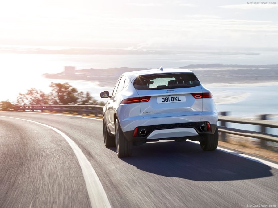 2018 Jaguar E-Pace resim galerisi (27.11.2017)