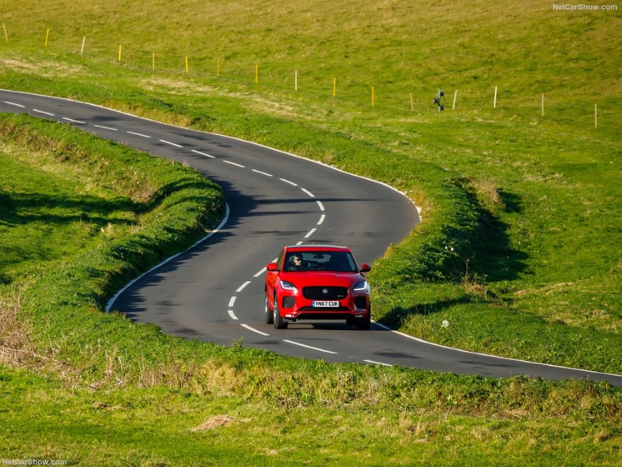 2018 Jaguar E-Pace resim galerisi (27.11.2017)