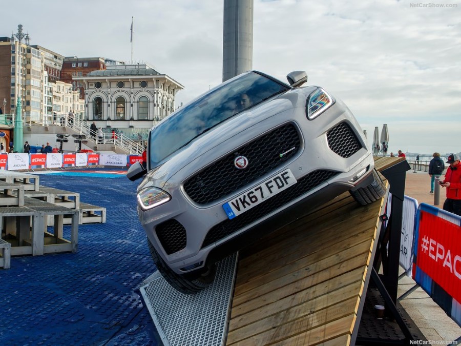 2018 Jaguar E-Pace resim galerisi (27.11.2017)