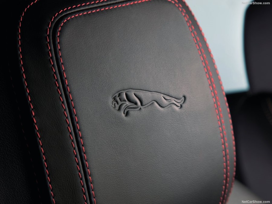 2018 Jaguar E-Pace resim galerisi (27.11.2017)