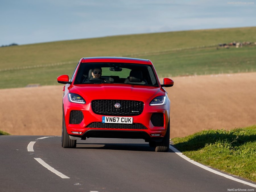 2018 Jaguar E-Pace resim galerisi (27.11.2017)