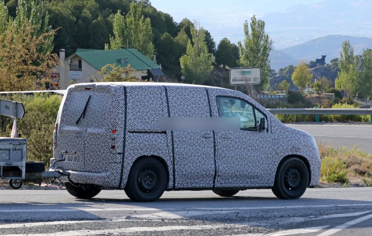2018 Citroen Berlingo ve Peugeot Partner resim galerisi (28.11.2017)