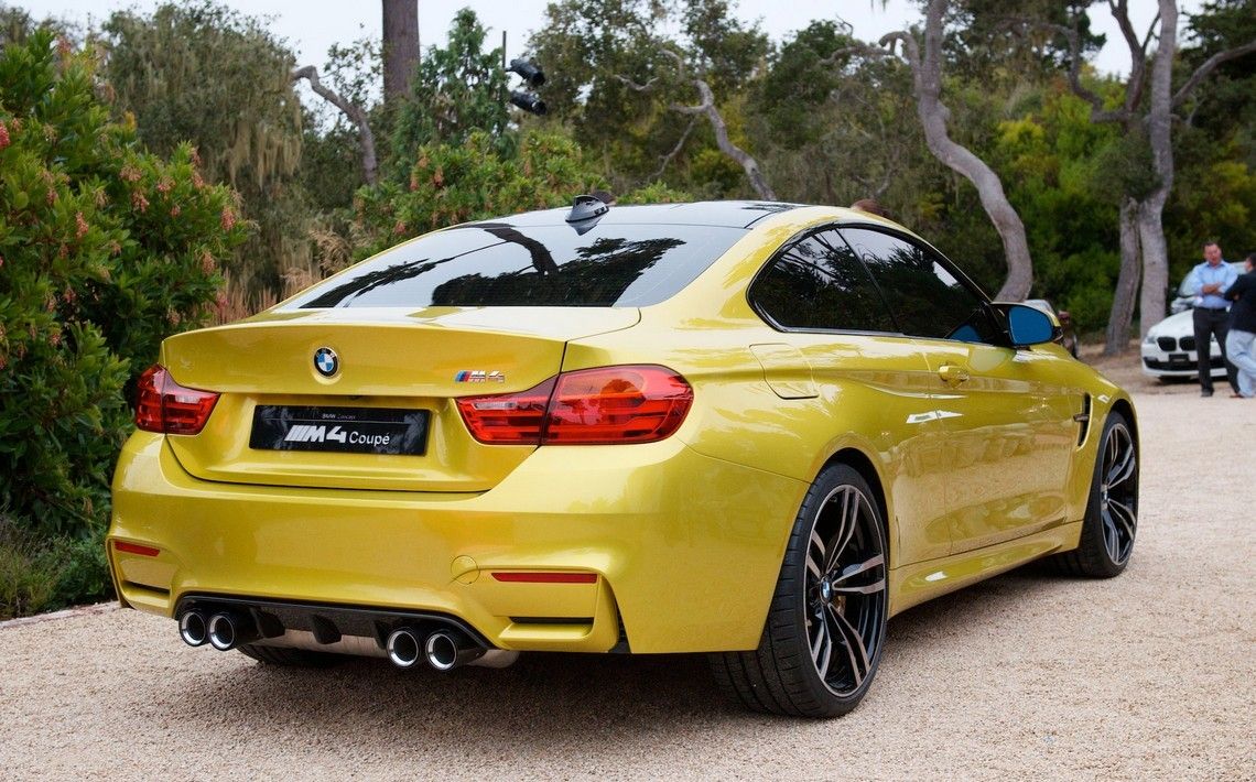 YEN BMW M4 COUPE KONSEPT PEEBLE BEACH TANITIM RESM GALERS