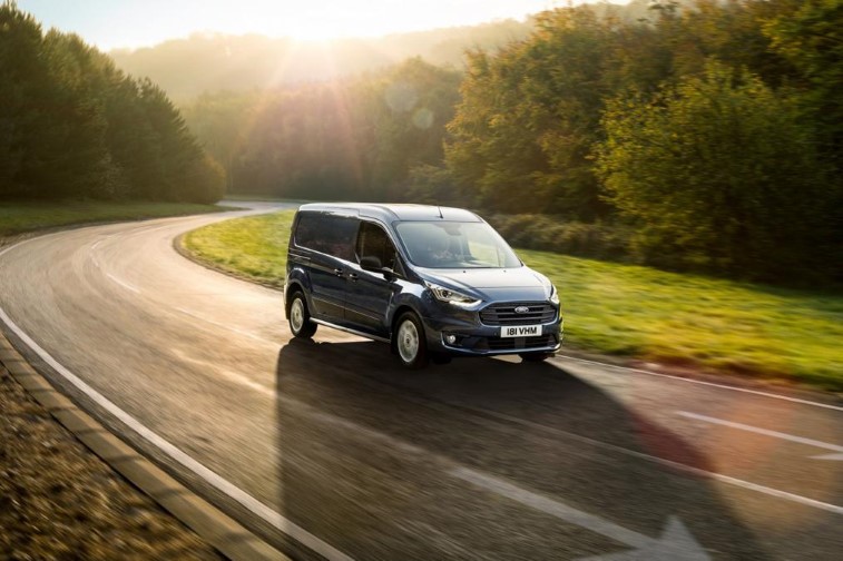 Ford Transit Connect ve Courier resim galerisi (05.12.2017)