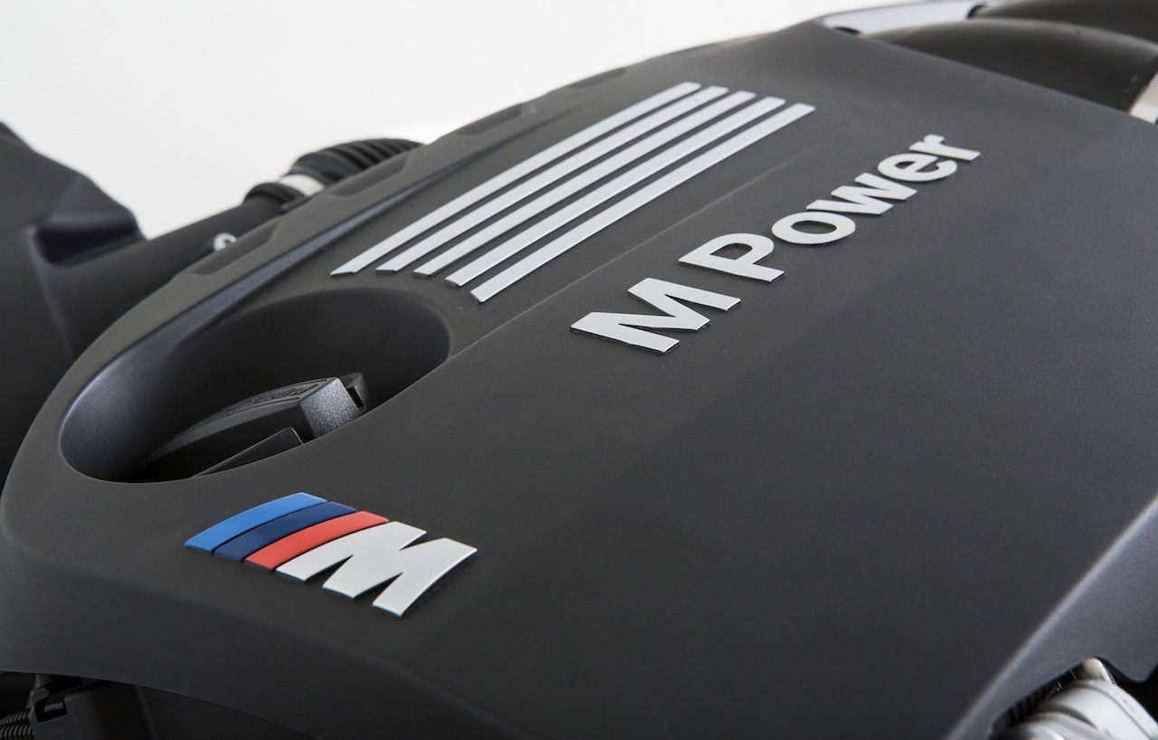 YEN BMW M3 VE M4 TEKNOLOJK DETAYLAR RESM GALERS