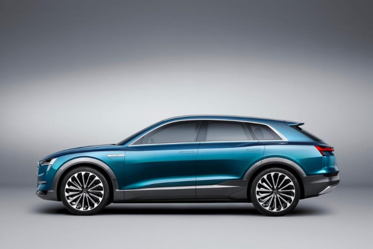 2018 Audi e-tron SUV resim galerisi (15.12.2017)