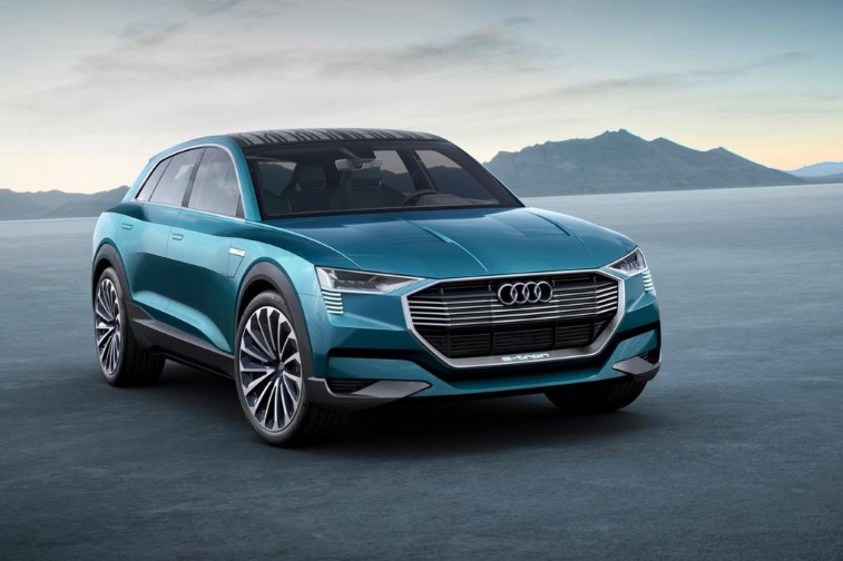 2018 Audi e-tron SUV resim galerisi (15.12.2017)