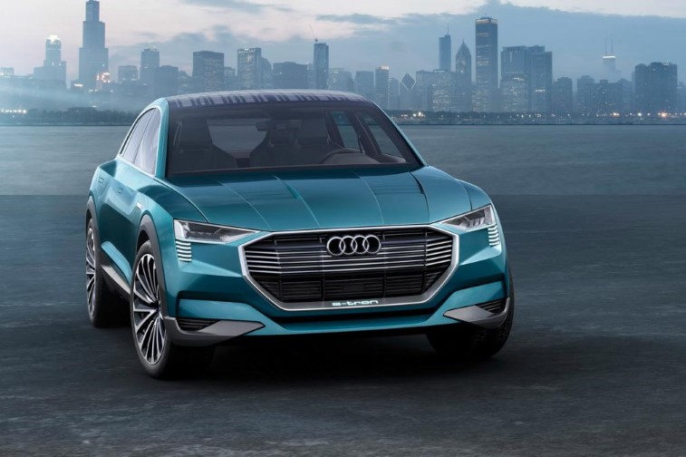2018 Audi e-tron SUV resim galerisi (15.12.2017)