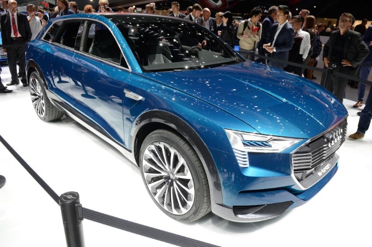 2018 Audi e-tron SUV resim galerisi (15.12.2017)