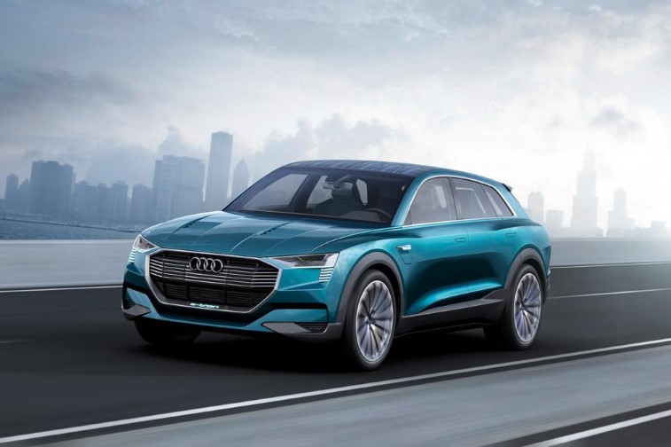 2018 Audi e-tron SUV resim galerisi (15.12.2017)
