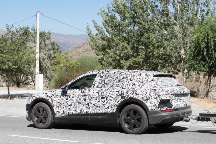 2018 Audi e-tron SUV resim galerisi (15.12.2017)