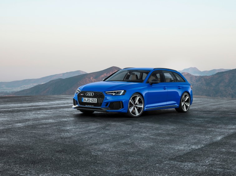 2018 Audi RS4 Avant resim galerisi (18.12.2017)