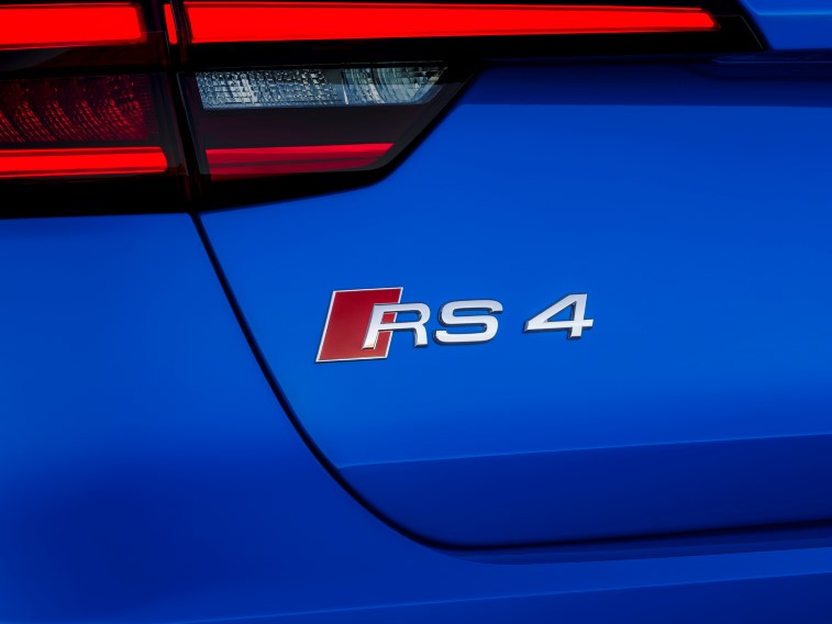 2018 Audi RS4 Avant resim galerisi (18.12.2017)