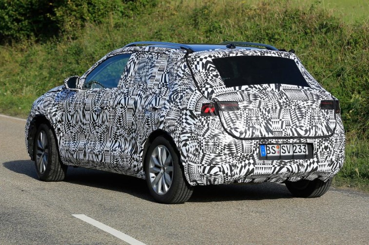 Volkswagen T-Cross SUV resim galerisi (18.12.2017)