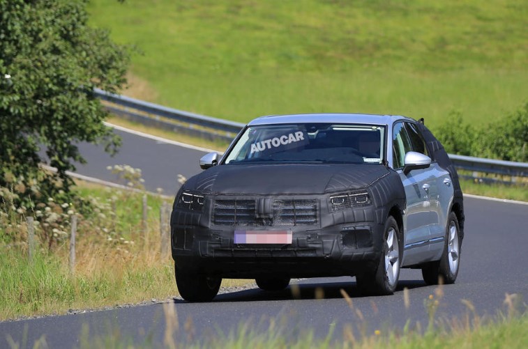 2018 Volkswagen Touareg resim galerisi (19.12.2017)