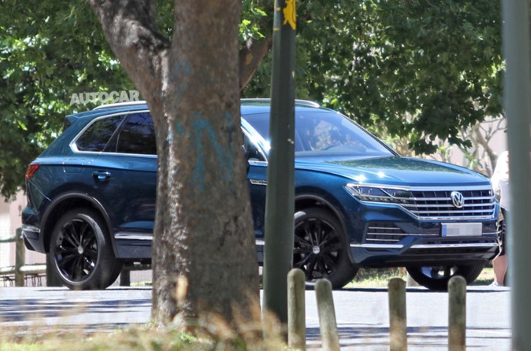 2018 Volkswagen Touareg resim galerisi (19.12.2017)