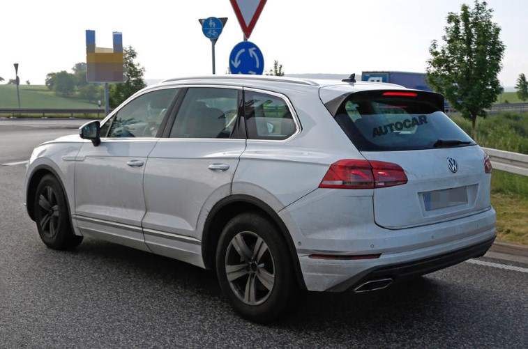 2018 Volkswagen Touareg resim galerisi (19.12.2017)