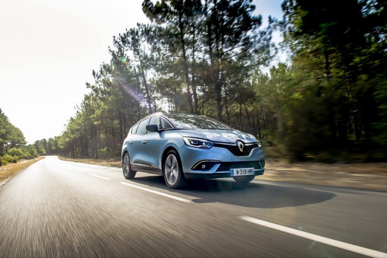 Renault Scenic ve Grand Scenic resim galerisi (Renault-Mercedes 1.3 litre benzinli motor) 