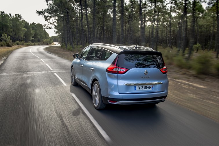 Renault Scenic ve Grand Scenic resim galerisi (Renault-Mercedes 1.3 litre benzinli motor) 