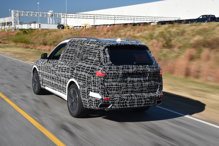 BMW X7 resim galerisi (21.12.2017)