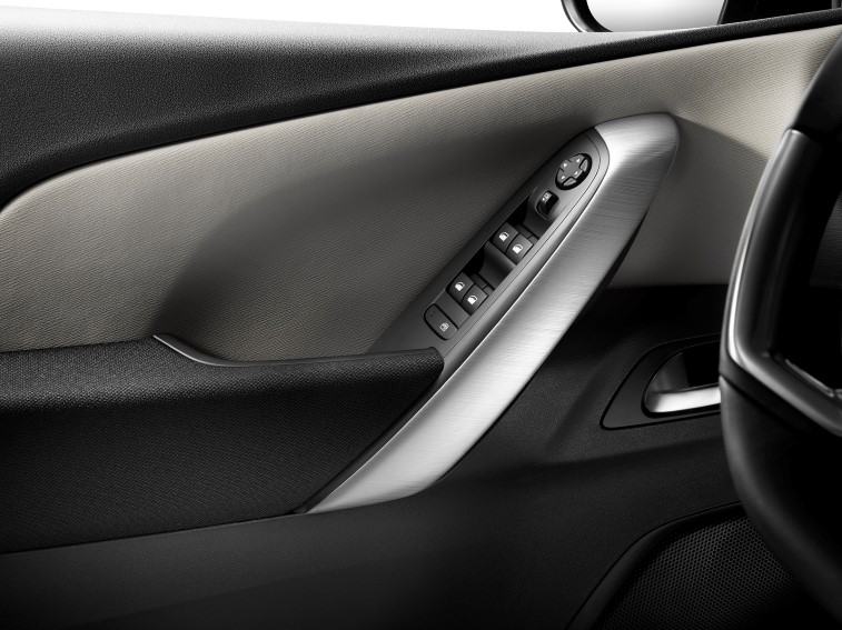Citroen C4 Picasso ve Grand C4 Picasso Rip Curl versiyonlar resim galerisi (05.01.2018)