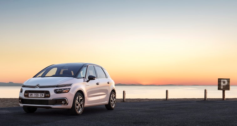 Citroen C4 Picasso ve Grand C4 Picasso Rip Curl versiyonlar resim galerisi (05.01.2018)