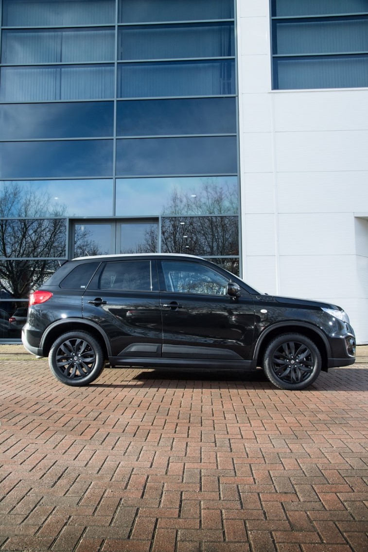 Suzuki Ignis Adventure ve Vitara Kuro zel versiyonlar resim galerisi (08.01.2018)