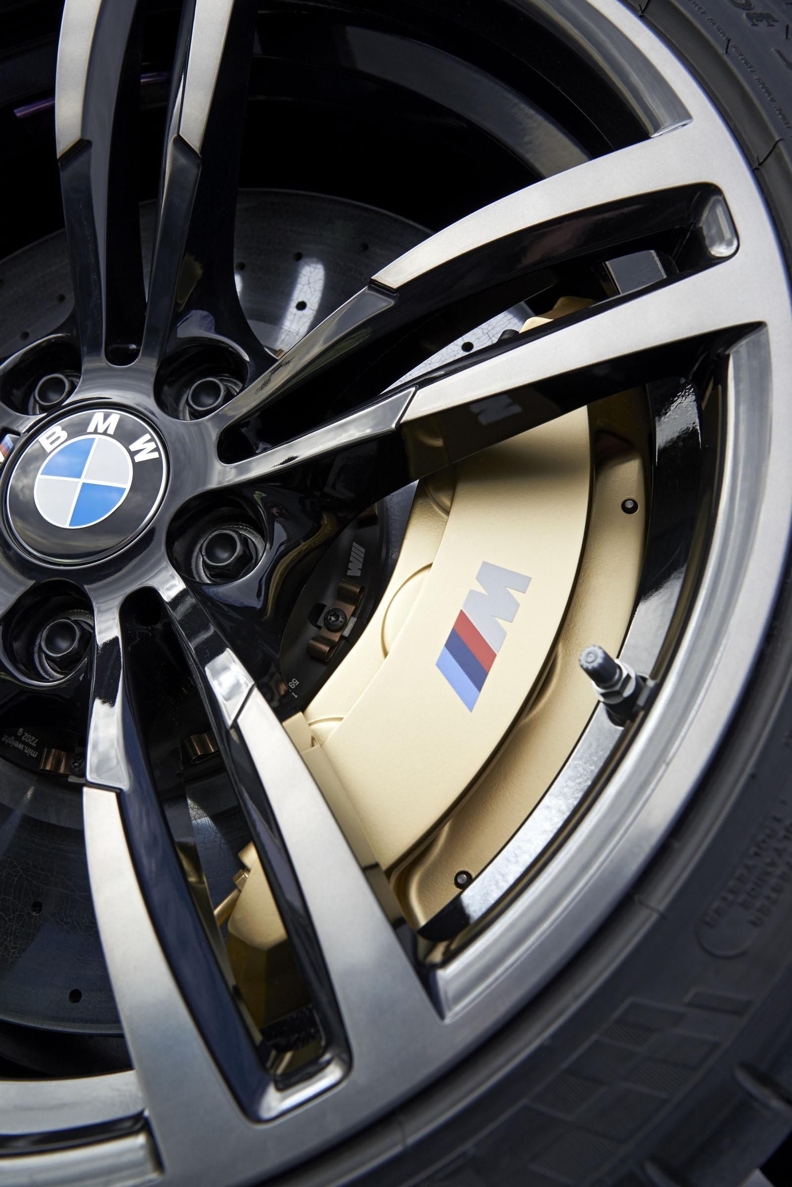 YEN 2014 BMW M4 CONVERTBLE RESM FOTORAF GALERS