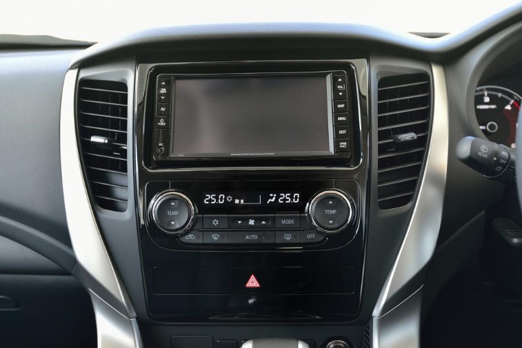 Mitsubishi Shogun Sport resim galerisi (09.01.2018)