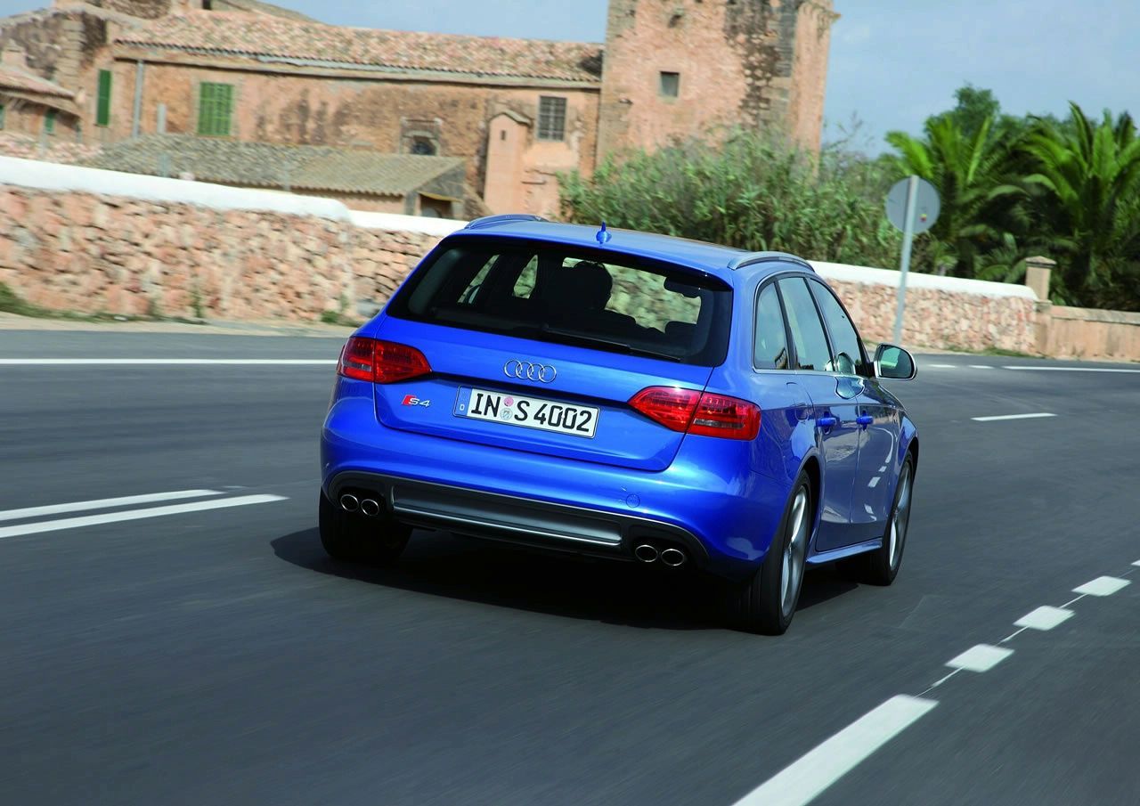 AUD S4 (2009) GALER