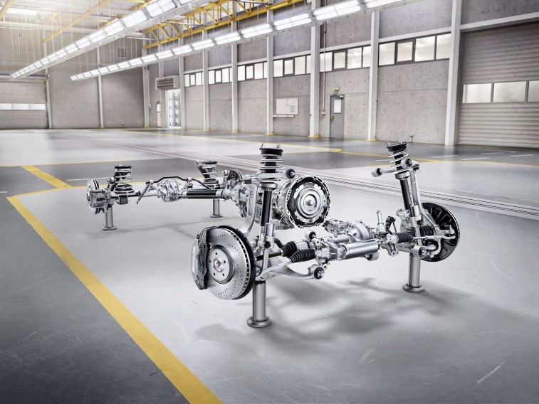 2019 Mercedes-Benz G-Serisi resim galerisi (15.01.2018)
