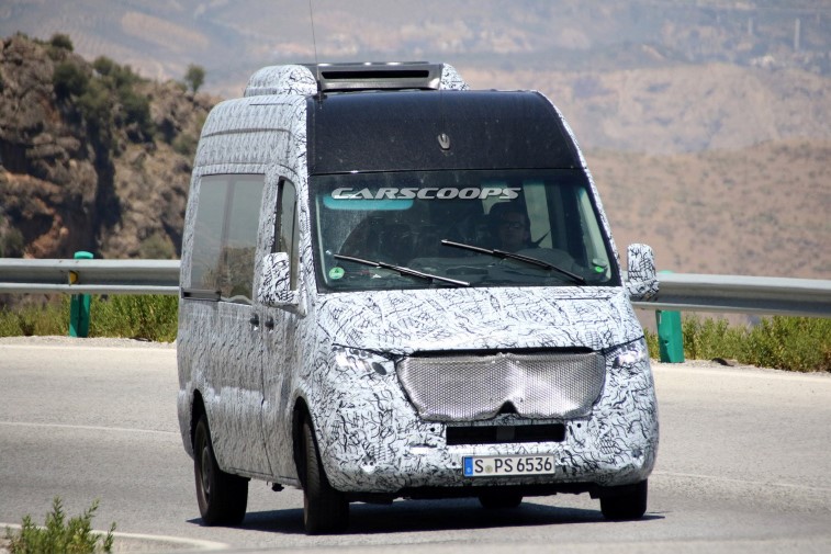 2019 Mercedes-Benz Sprinter resim galerisi (31.01.2018)
