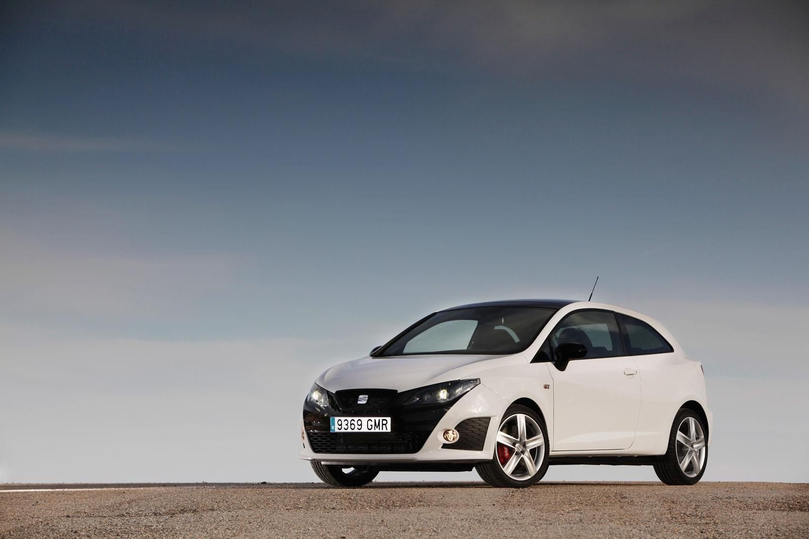 SEAT IBIZA 30. YIL RESM GALERS