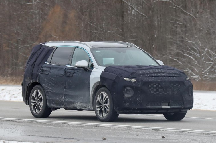 Yeni Hyundai Santa Fe resim galerisi (02.02.2018)