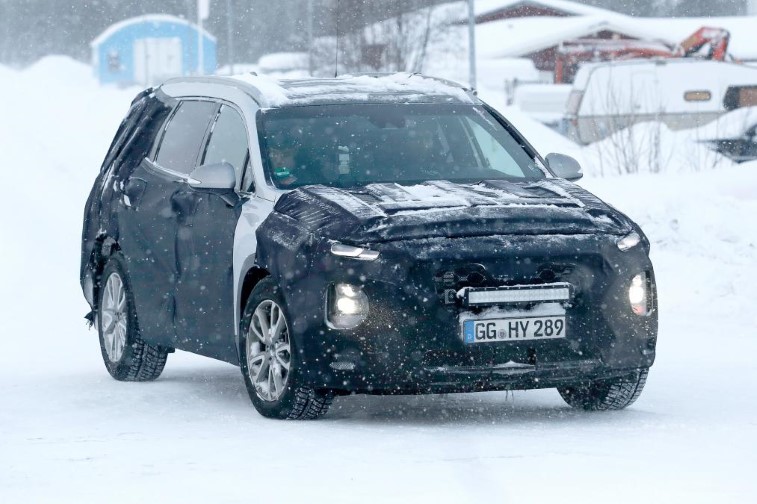 Yeni Hyundai Santa Fe resim galerisi (02.02.2018)