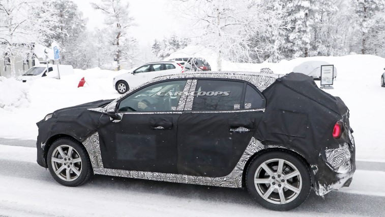 Lynk & Co 04 resim galerisi (02.02.2018)