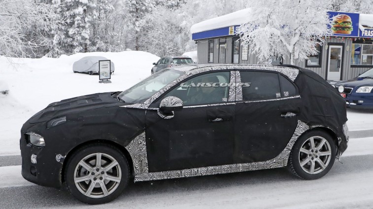 Lynk & Co 04 resim galerisi (02.02.2018)