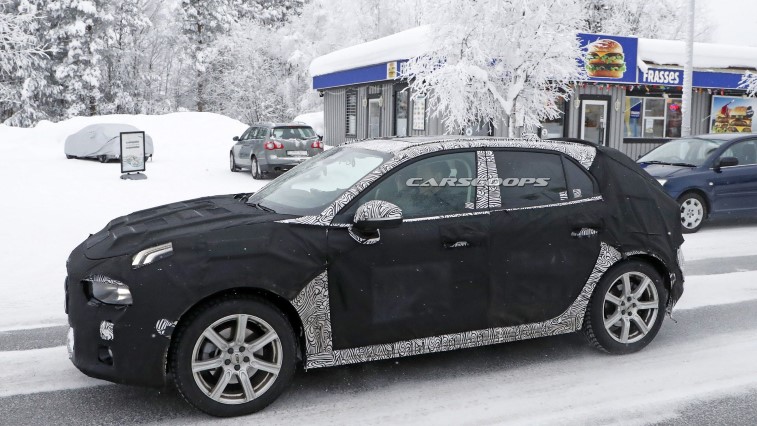 Lynk & Co 04 resim galerisi (02.02.2018)